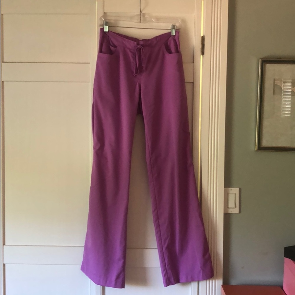 Scrub pants